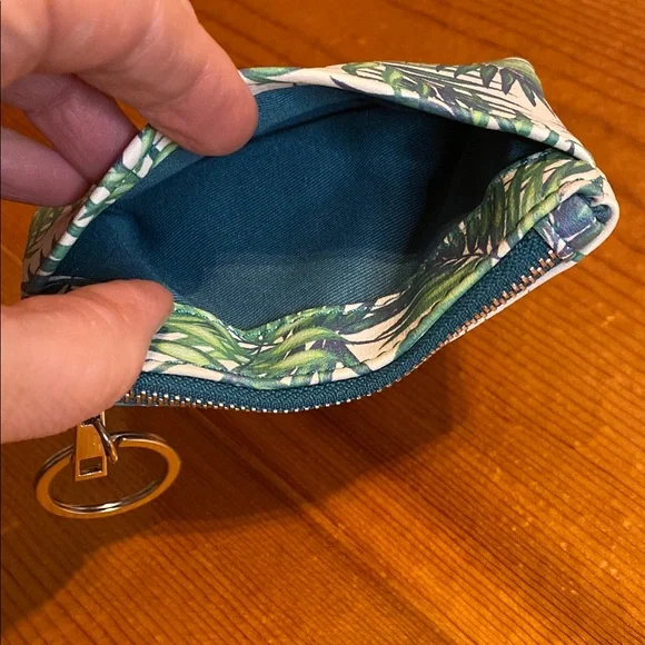 Tropical Leaf Print Wristlet and Coin Purse. - Picture 9 of 10